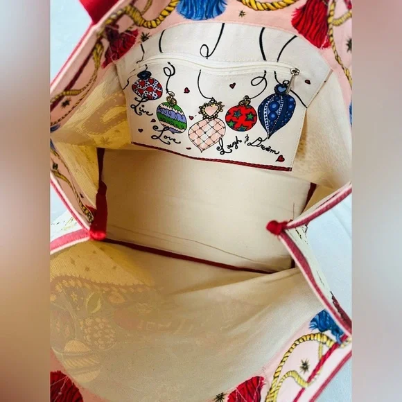 Brighton Holiday Canvas Tote Bag - Picture 7 of 8